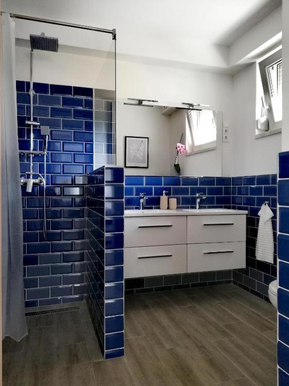 Happy Apartments Балатонлеле Екстериор снимка