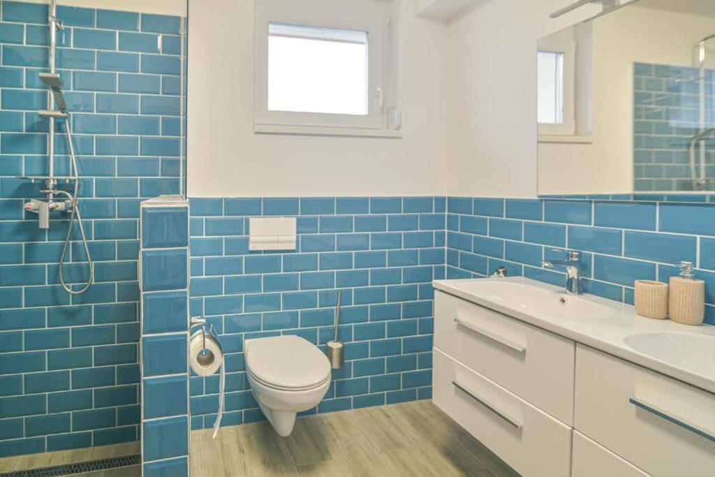 Happy Apartments Балатонлеле Екстериор снимка